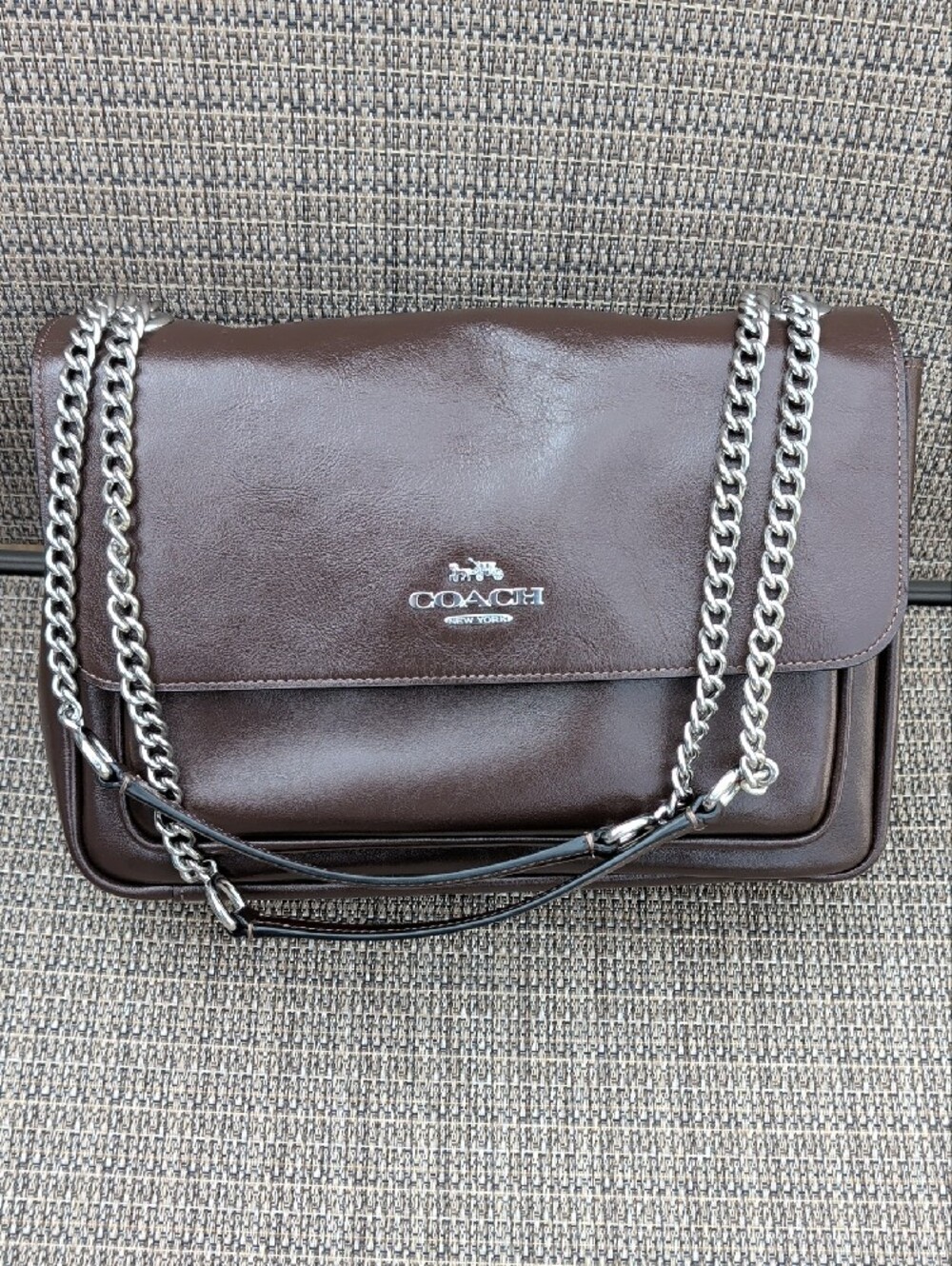 Coach Elodie Shoulder/Crossbody (CCF09) Maple EUC